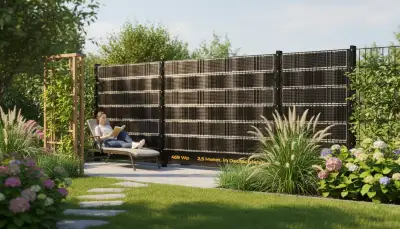 Balkonkraftwerk am Gartenzaun installieren