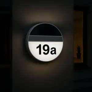 MeLiTec Solar LED Hausnummer SH06 - Edelstahl, Hausnummer Aufkleber inklusive, mit Dämmerungssensor